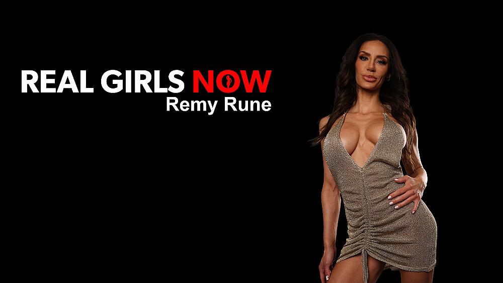 Remy Rune shows off her sweet, wet pussy